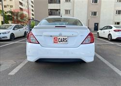 نيسان فيرسا